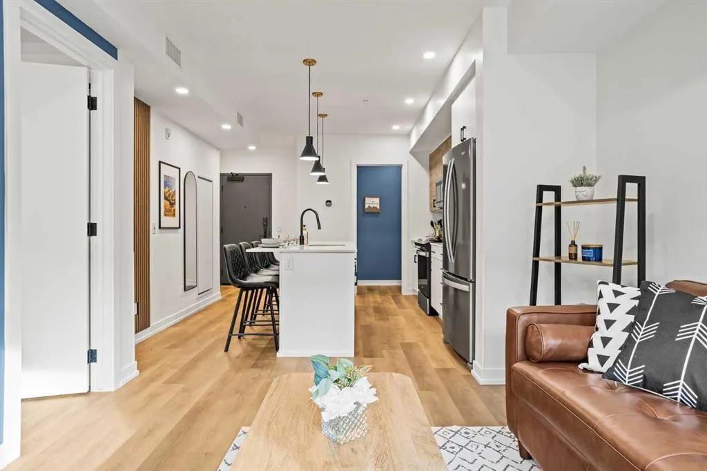 1717 Mountain Avenue, #107