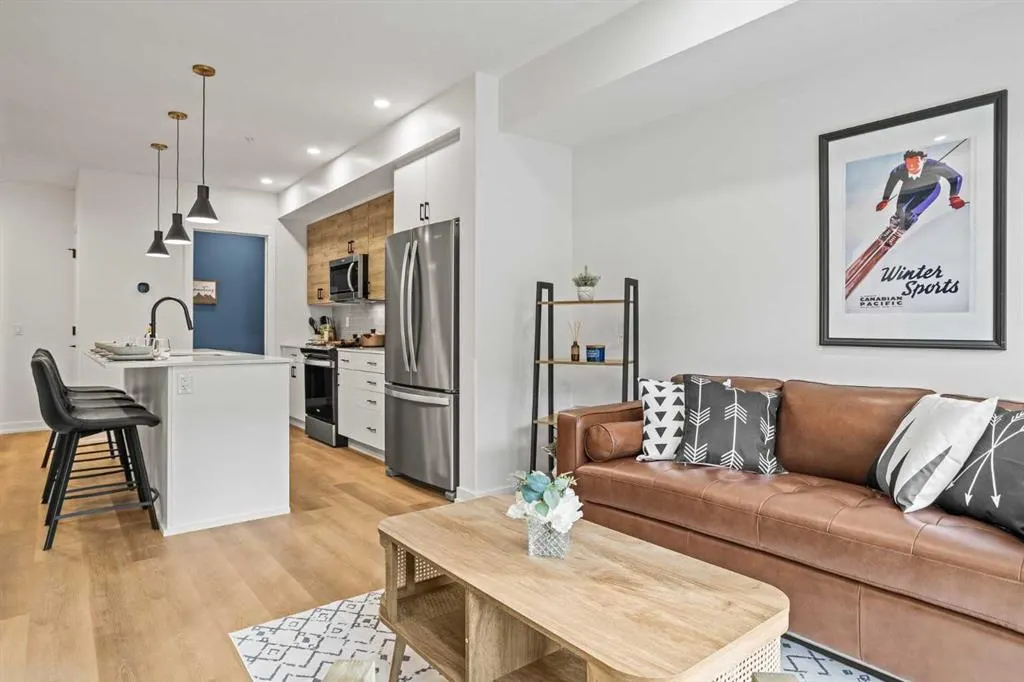 1717 Mountain Avenue, #107