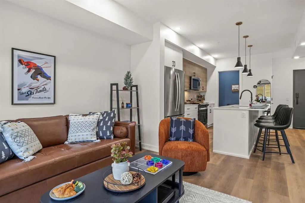 1717 Mountain Avenue, #103