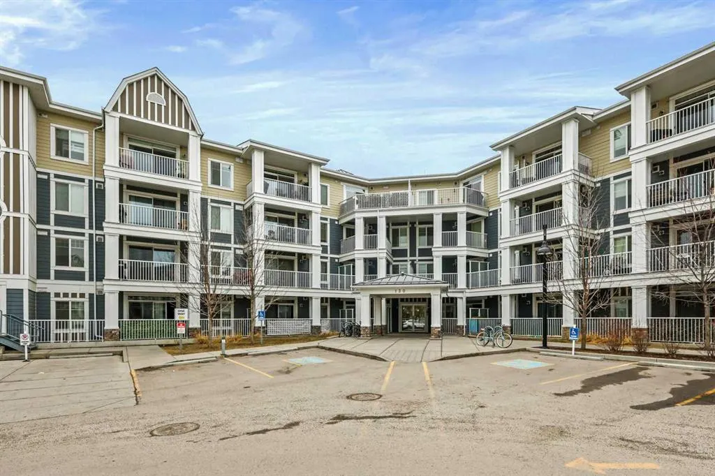 130 Auburn Meadows View SE, #105