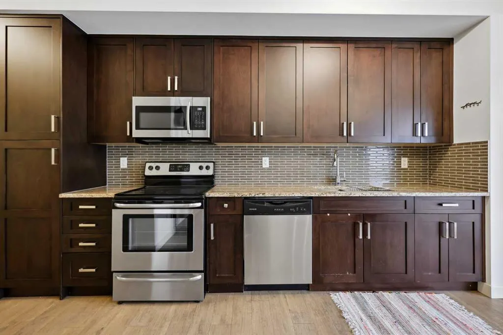 130 Auburn Meadows View SE, #105