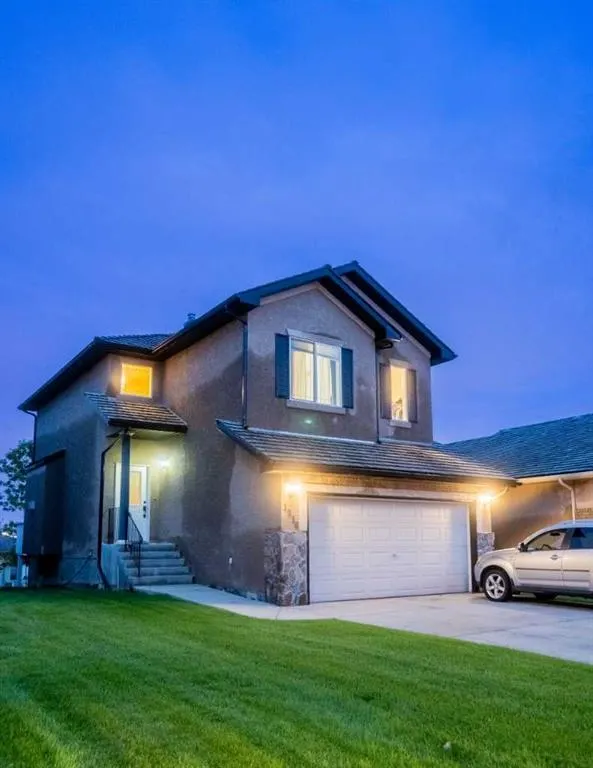 1210 Harvest Hills Drive NE