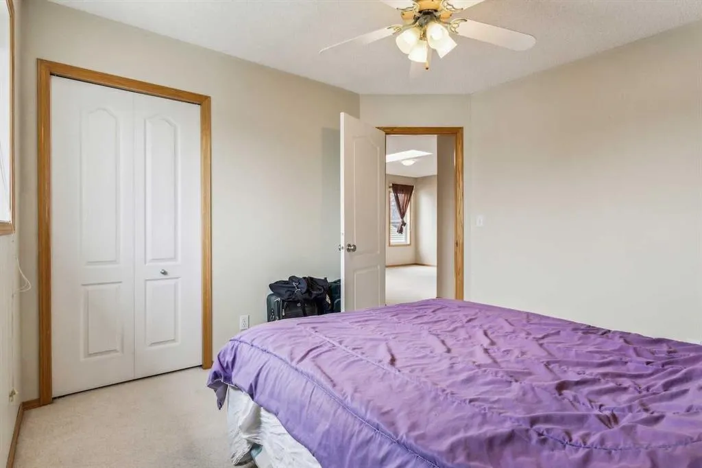 1210 Harvest Hills Drive NE