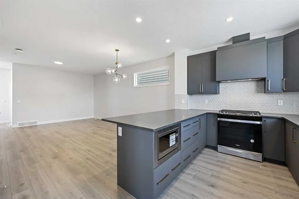 329 Ambleton Drive NW