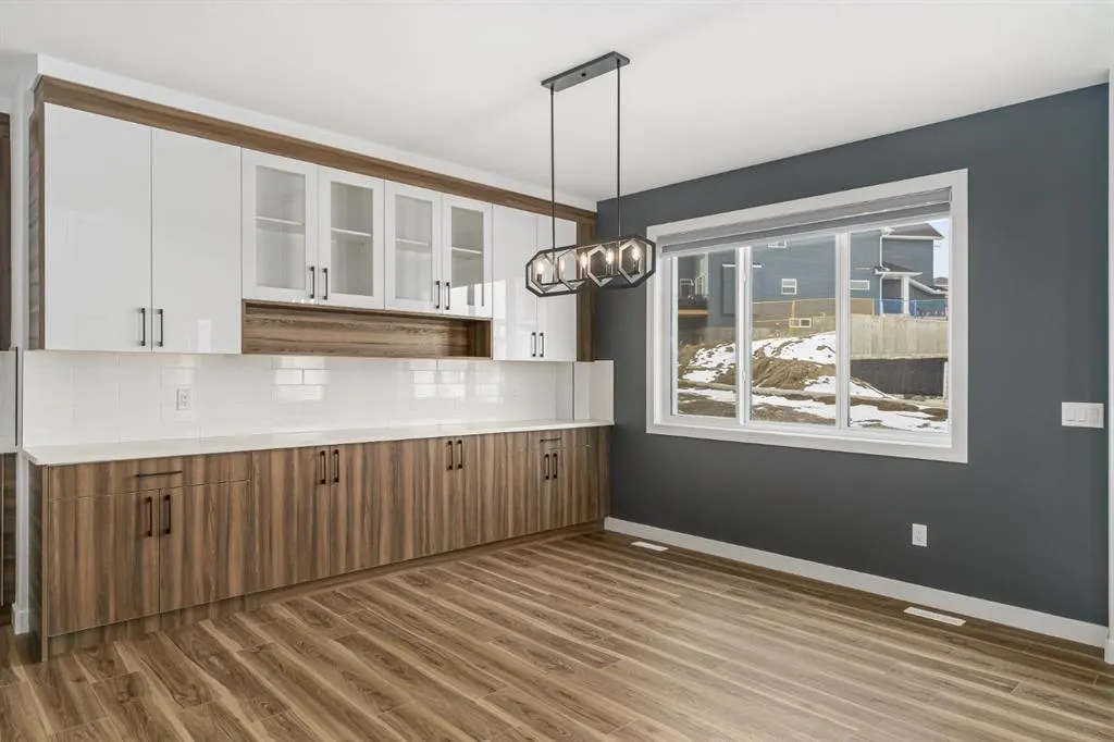 524 Rivercrest View
