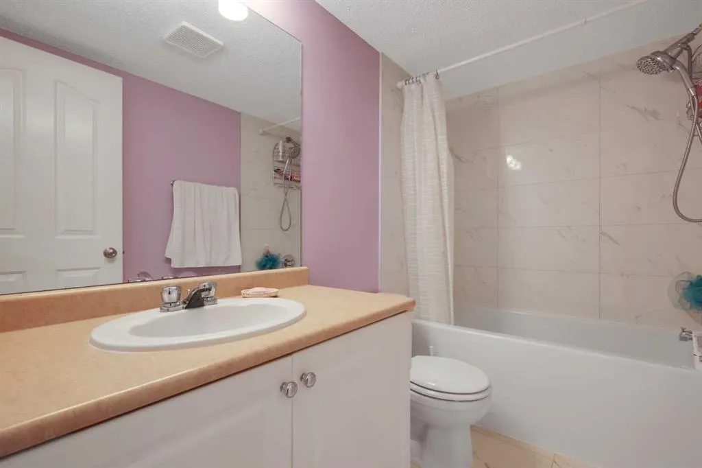 2000 Somervale Court SW, #105