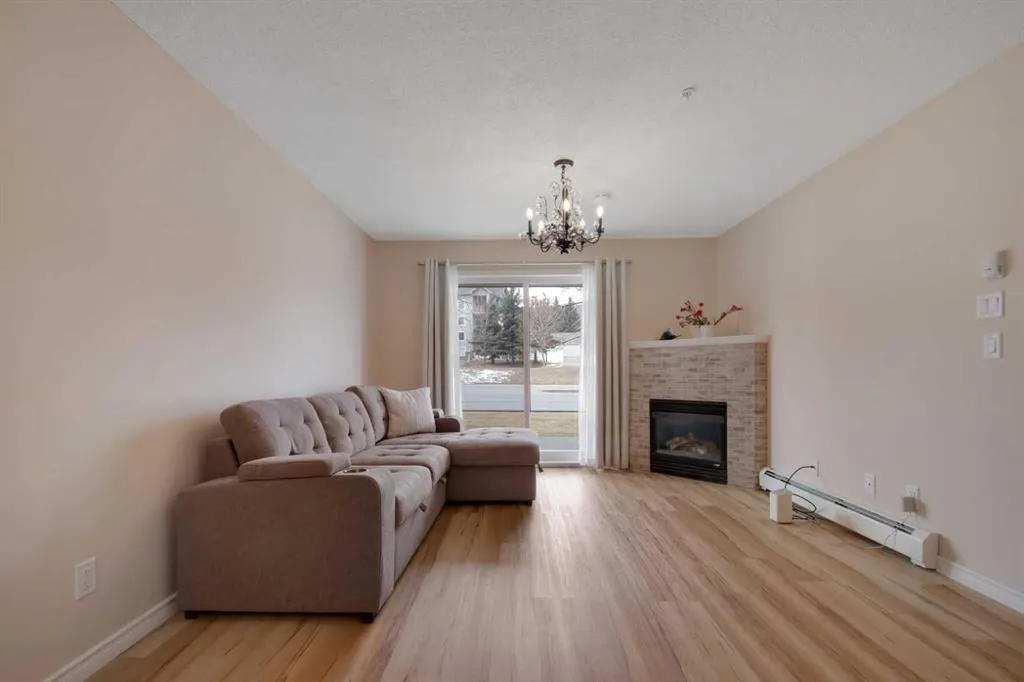 2000 Somervale Court SW, #105