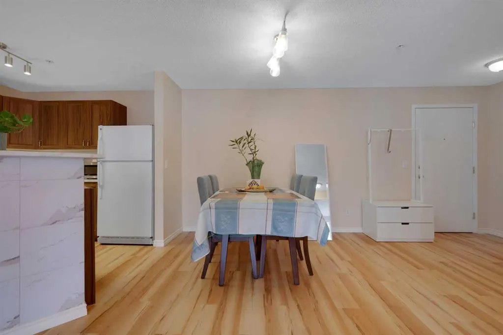 2000 Somervale Court SW, #105