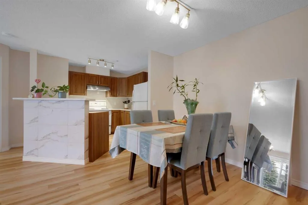 2000 Somervale Court SW, #105