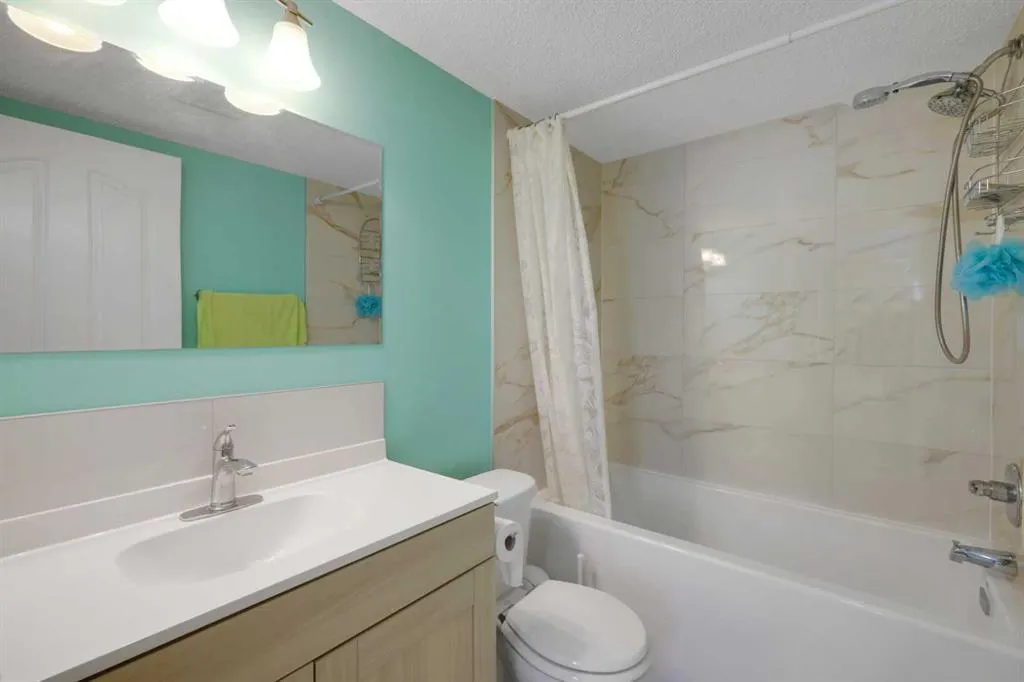 2000 Somervale Court SW, #105