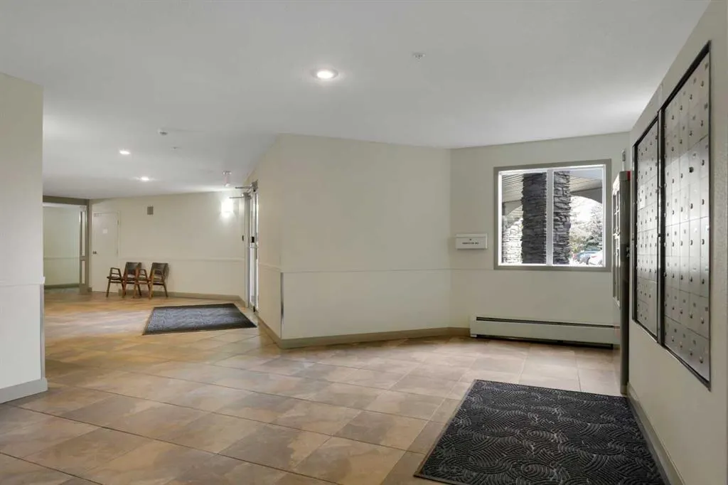 2000 Somervale Court SW, #105
