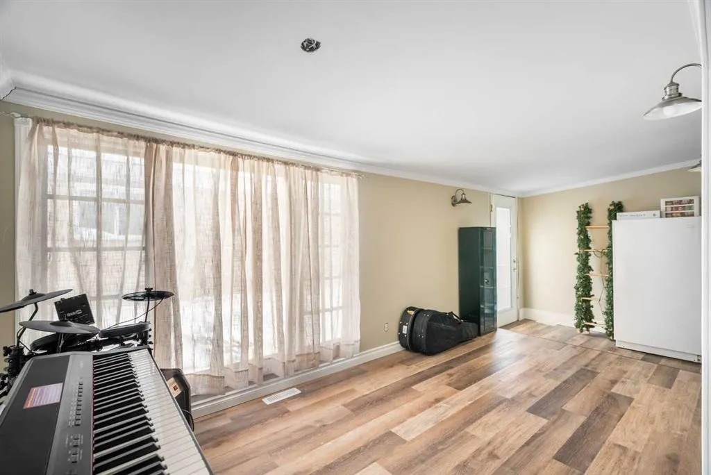 260 Greenwich Lane