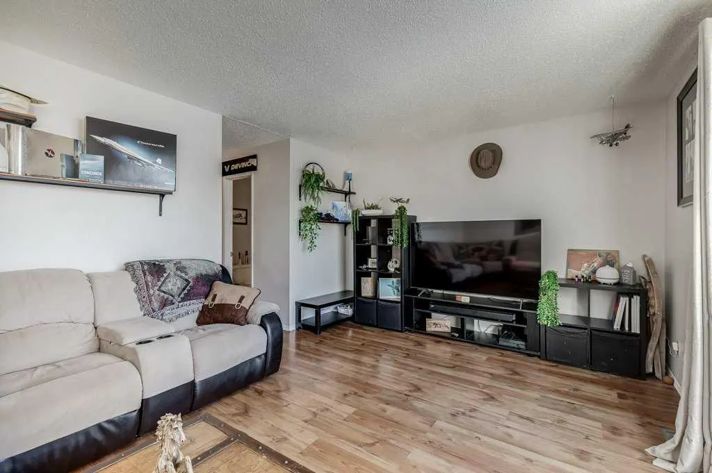 130 Mcrae Street, #7