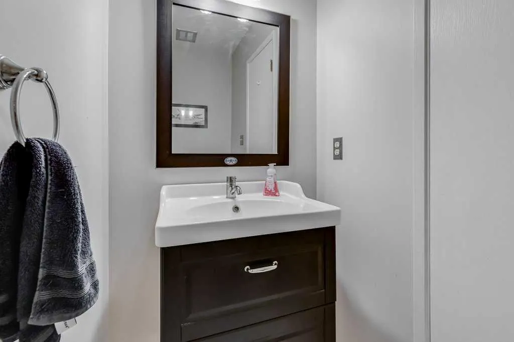 130 Mcrae Street, #7