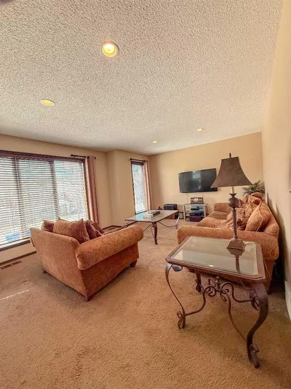 128 Chaparral Valley Drive SE