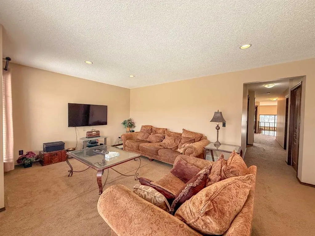 128 Chaparral Valley Drive SE