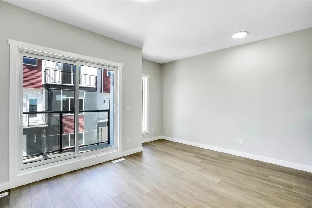 304 Red Sky Villas NE