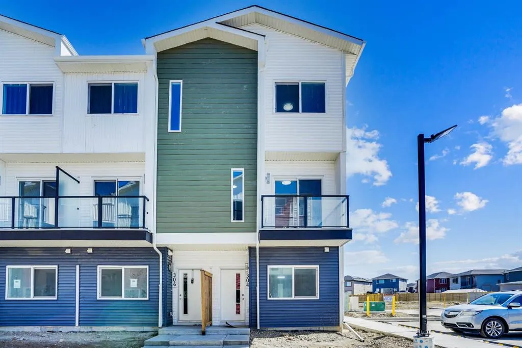 304 Red Sky Villas NE