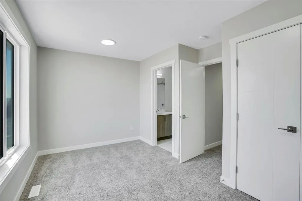 304 Red Sky Villas NE