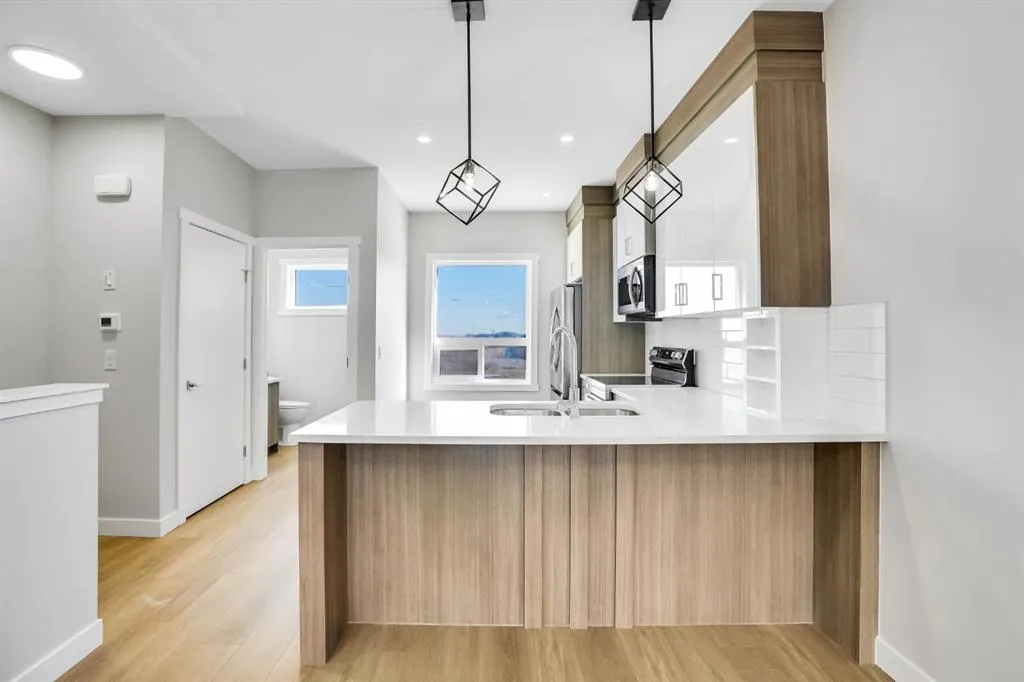 304 Red Sky Villas NE