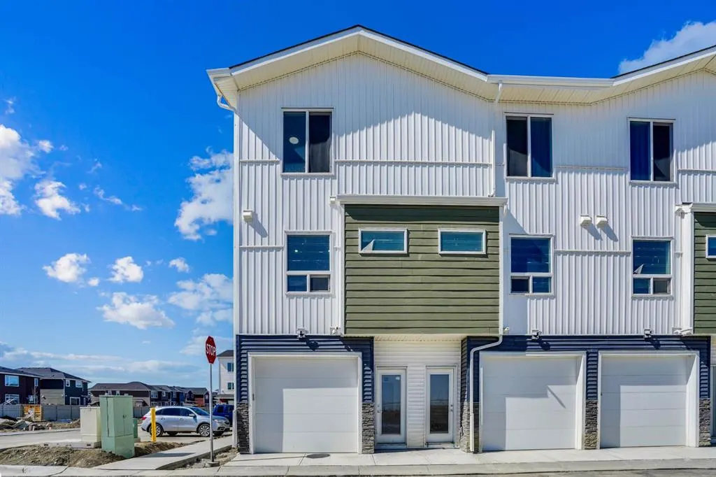 304 Red Sky Villas NE
