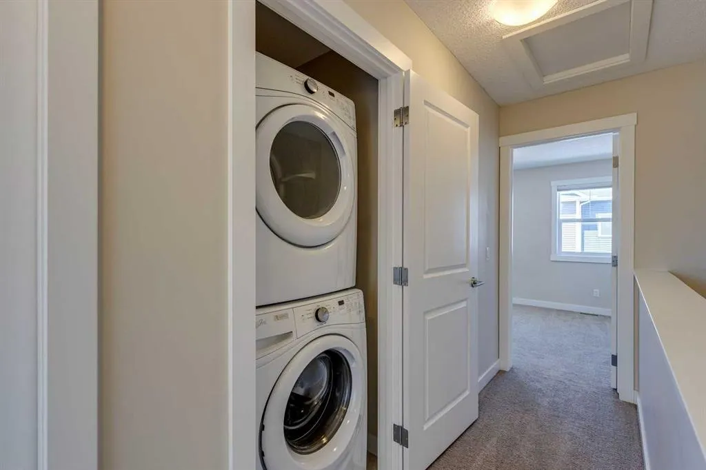 1225 Kings Heights Way SE, #605