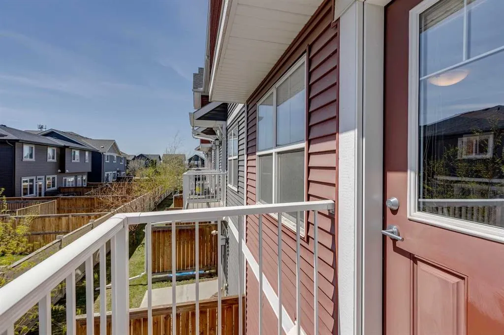1225 Kings Heights Way SE, #605