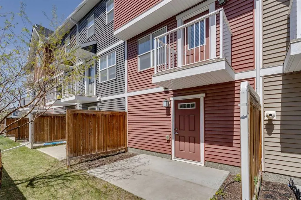 1225 Kings Heights Way SE, #605