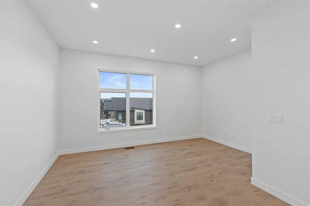 625 Mahogany Road SE