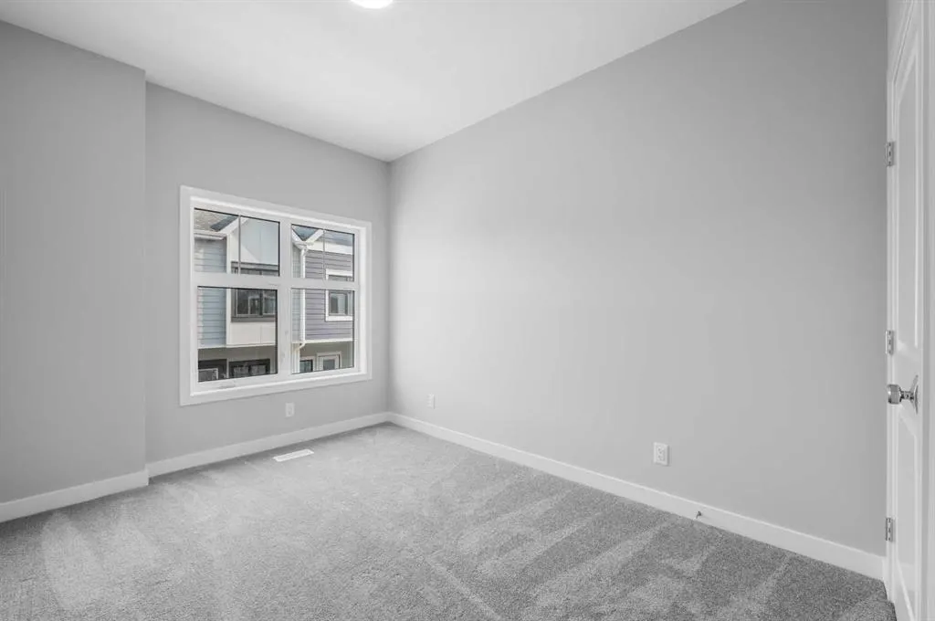 599 Mahogany Road SE