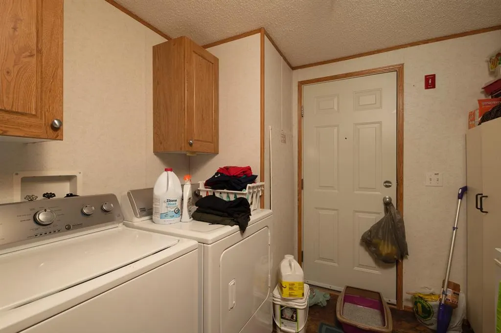 240 Palomino Close