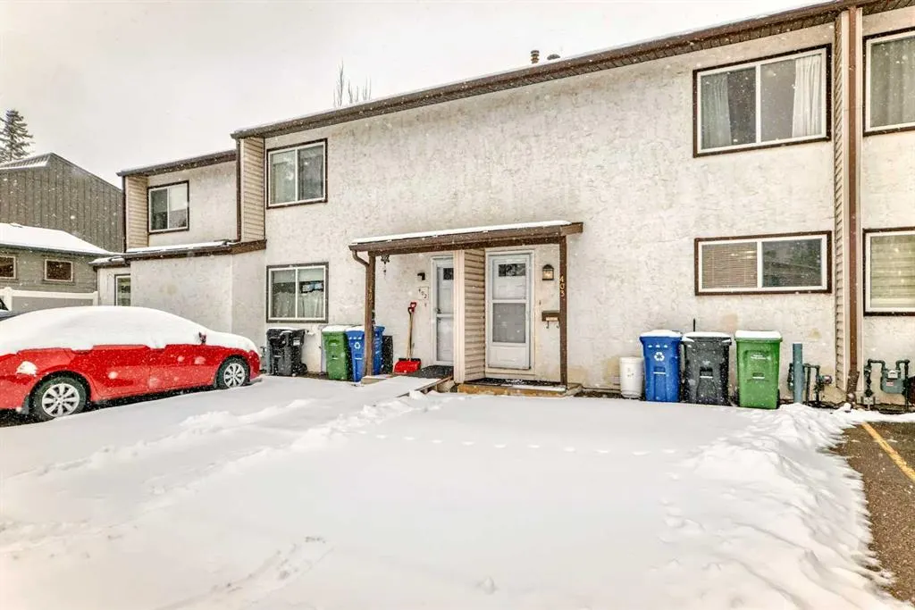 9930 Bonaventure Drive SE, #403