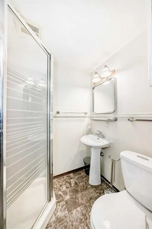 9930 Bonaventure Drive SE, #403