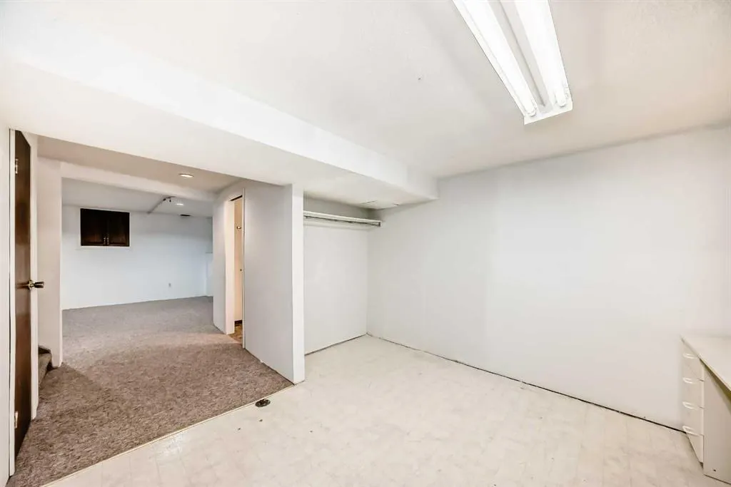 9930 Bonaventure Drive SE, #403