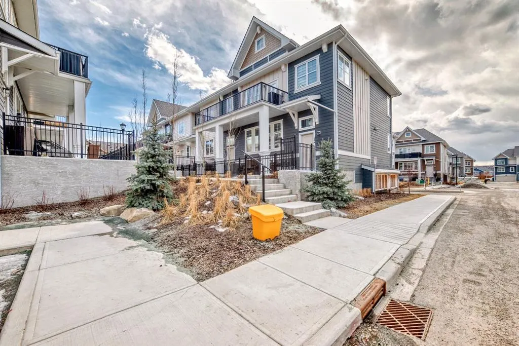 410 Cranbrook Walk SE