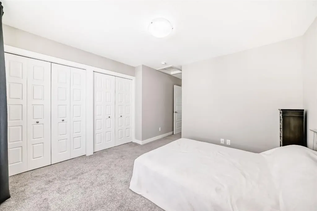 410 Cranbrook Walk SE