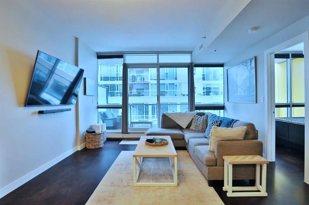 235 9A Street NW, #408