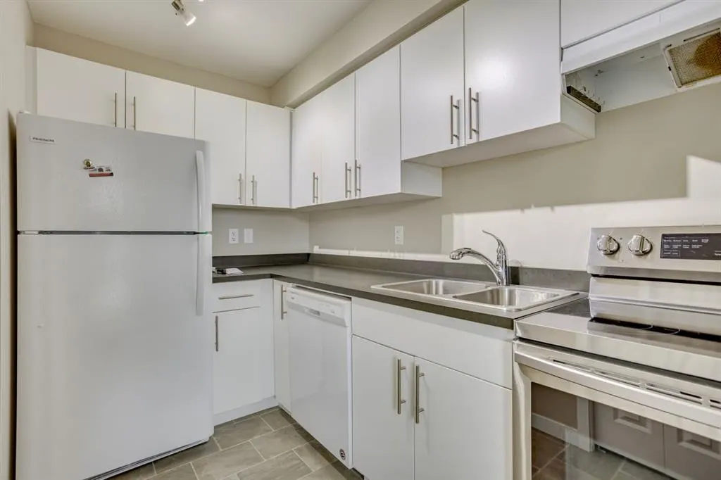 201 Abasand Drive, #324