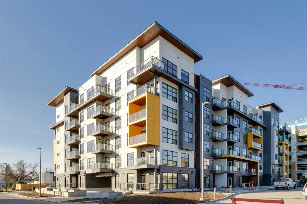 330 Dieppe Drive SW, #202