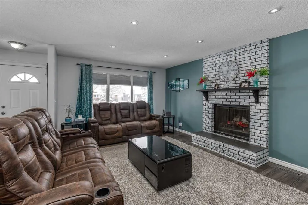 175 Carr Crescent