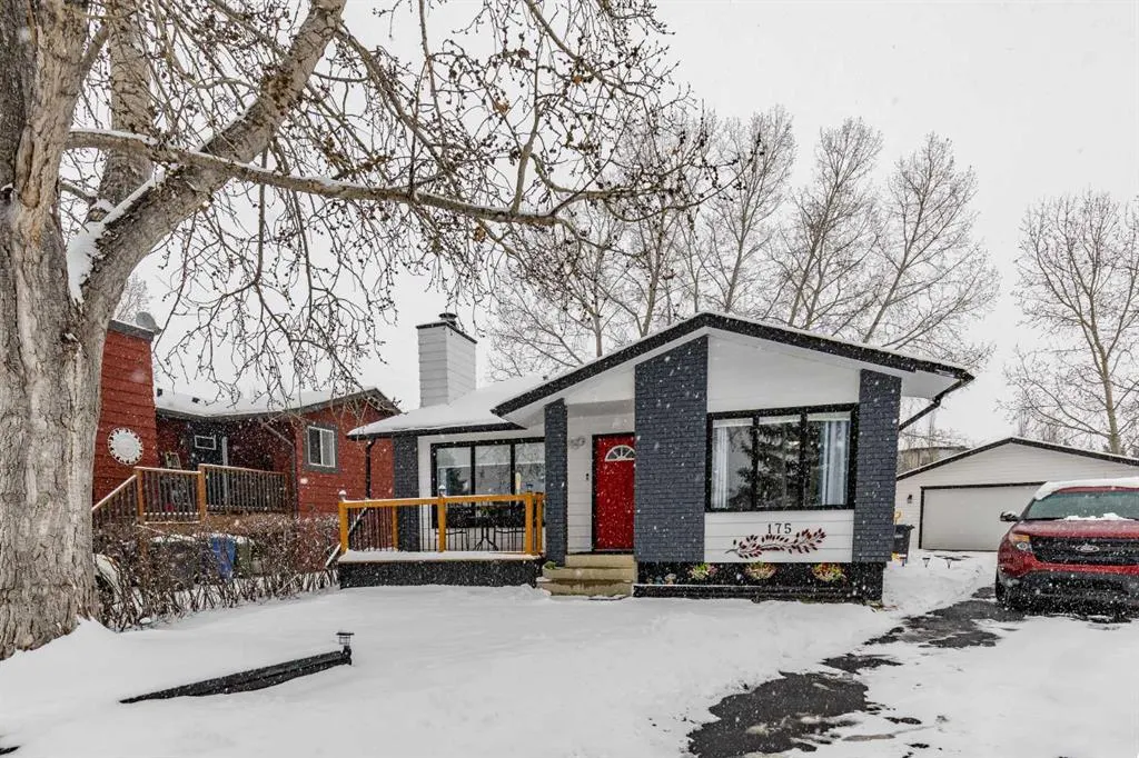 175 Carr Crescent