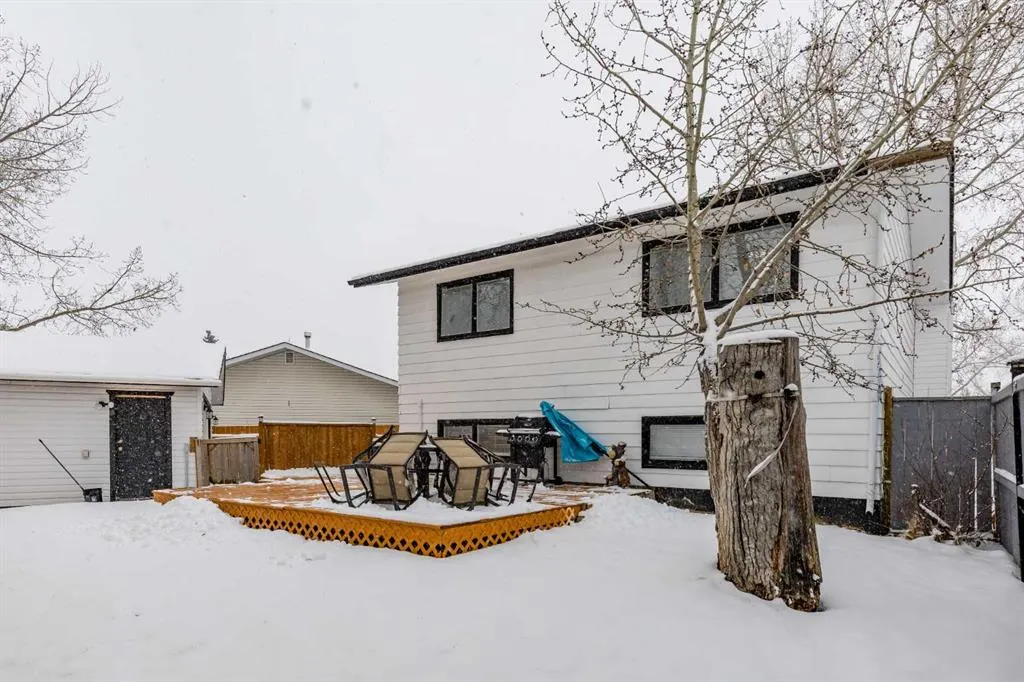 175 Carr Crescent