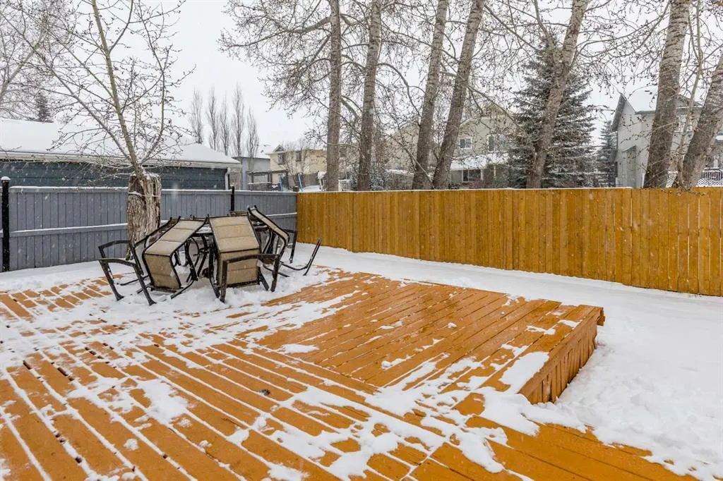 175 Carr Crescent
