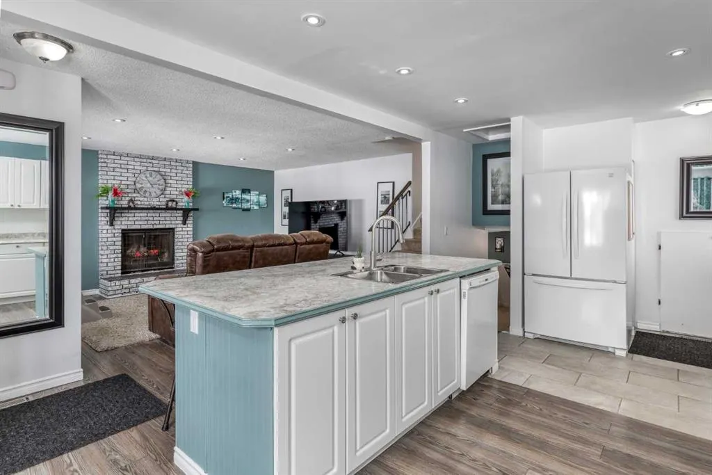 175 Carr Crescent