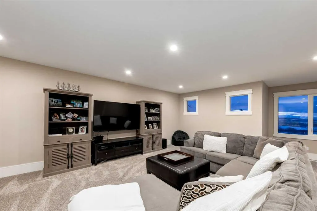 232025 48 Street E, #200