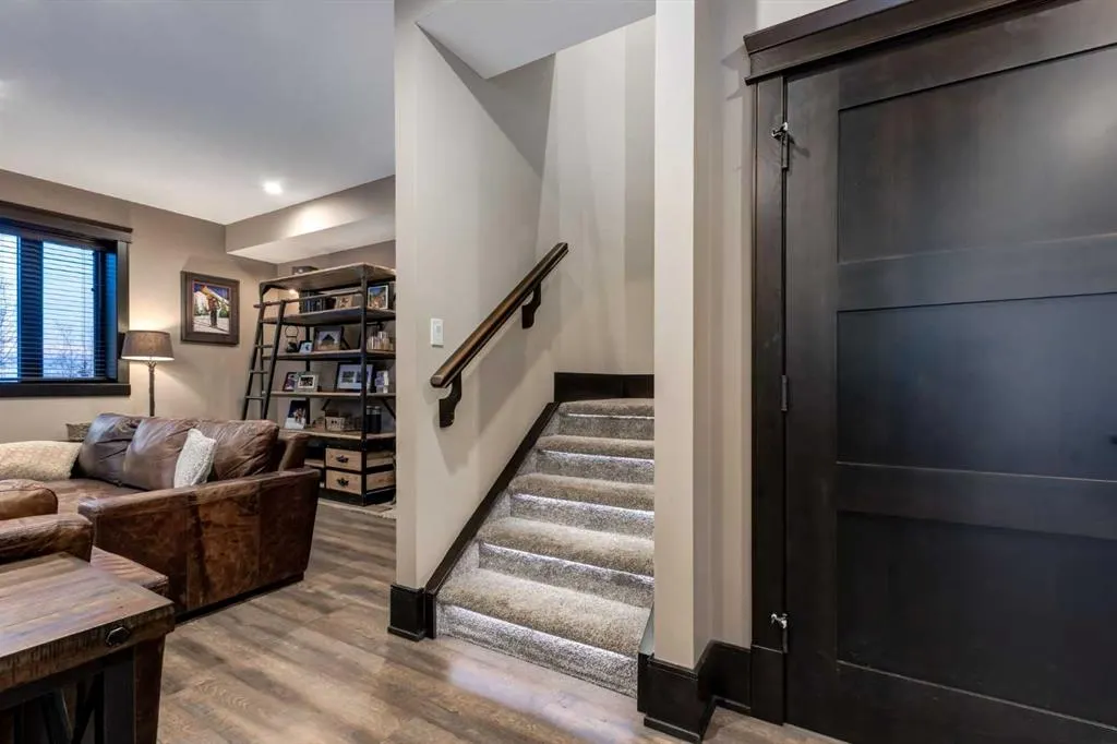 232025 48 Street E, #200