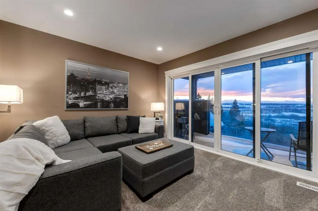 232025 48 Street E, #200