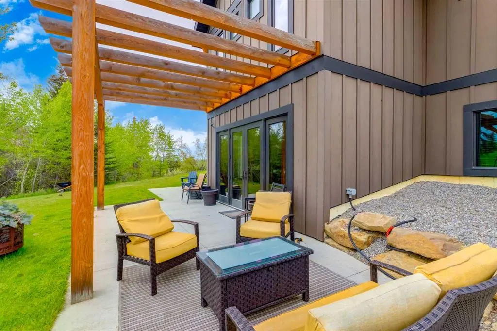 232025 48 Street E, #200