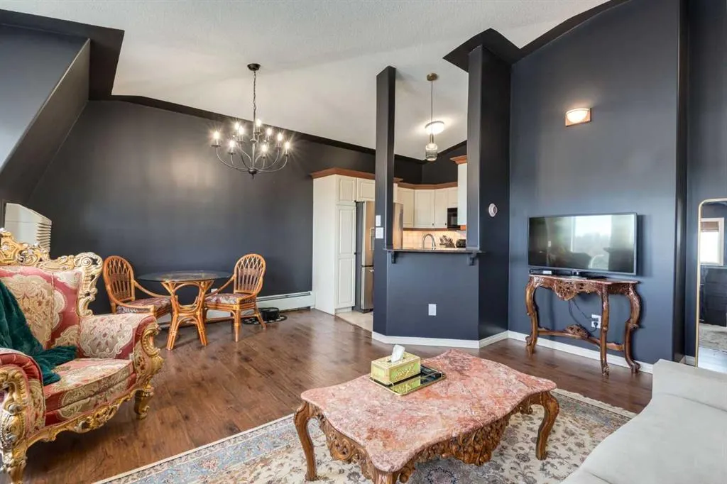 2419 Erlton Road SW, #505