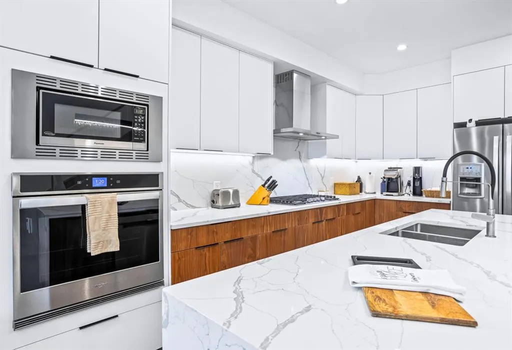 826 7th Street, #1